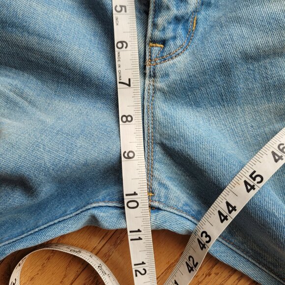 Gap 1969 Sexy Boyfriend Jeans 31r Light wash Distressed - Picture 14 of 16